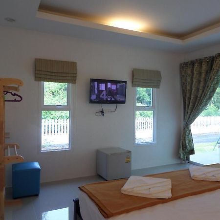 Lanta Triple Novel Hotel Ko Lanta Kültér fotó