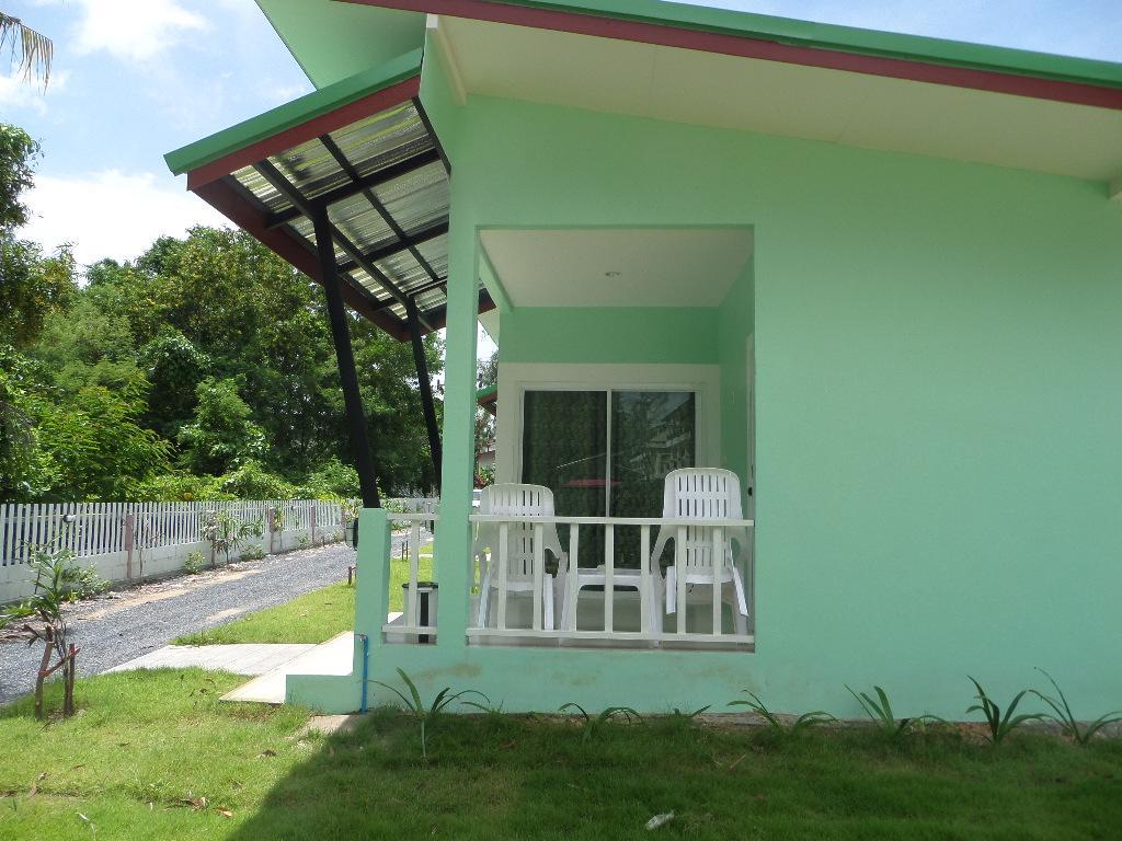 Lanta Triple Novel Hotel Ko Lanta Kültér fotó