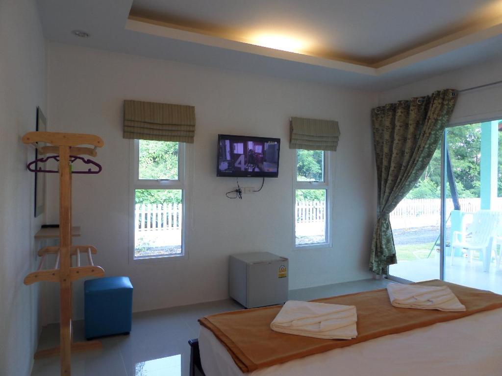 Lanta Triple Novel Hotel Ko Lanta Kültér fotó