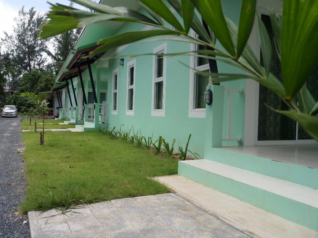 Lanta Triple Novel Hotel Ko Lanta Kültér fotó