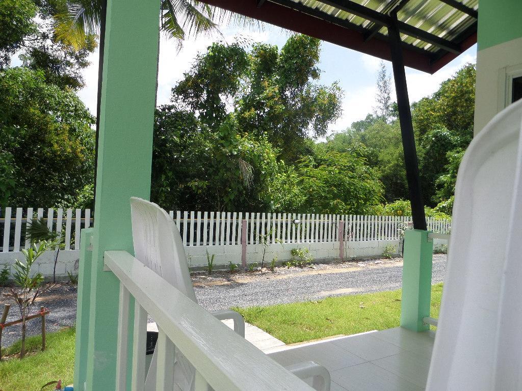 Lanta Triple Novel Hotel Ko Lanta Kültér fotó