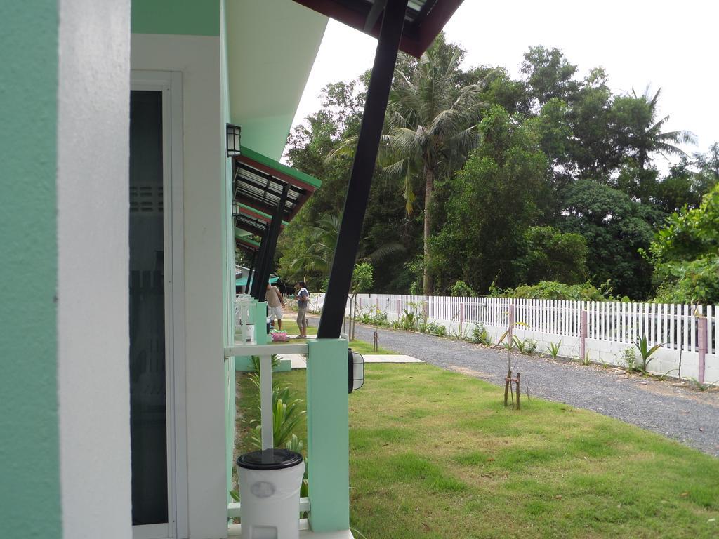 Lanta Triple Novel Hotel Ko Lanta Kültér fotó