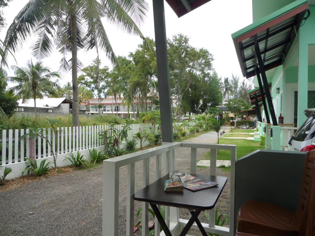 Lanta Triple Novel Hotel Ko Lanta Kültér fotó